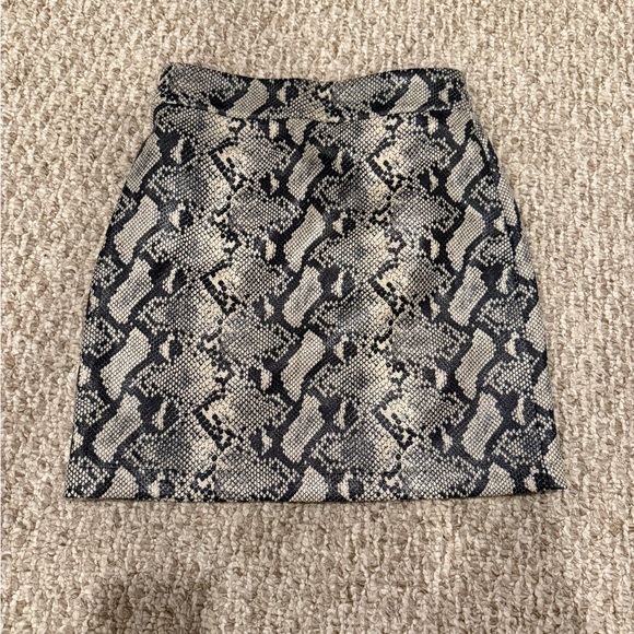 Women’s Leather Snake Skin Print Skirt - Picture 1 of 3